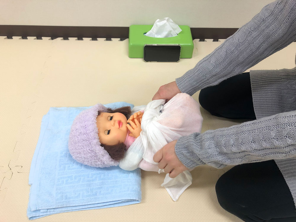 おひなまきを巻く